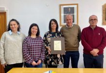 Un mapa del siglo XVIII y un contrato matrimonial del XIX cedidos al Arxiu del Consell de Formentera Acto de donación al Arxiu del Consell de Formentera