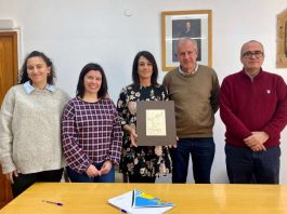 Un mapa del siglo XVIII y un contrato matrimonial del XIX cedidos al Arxiu del Consell de Formentera Acto de donación al Arxiu del Consell de Formentera