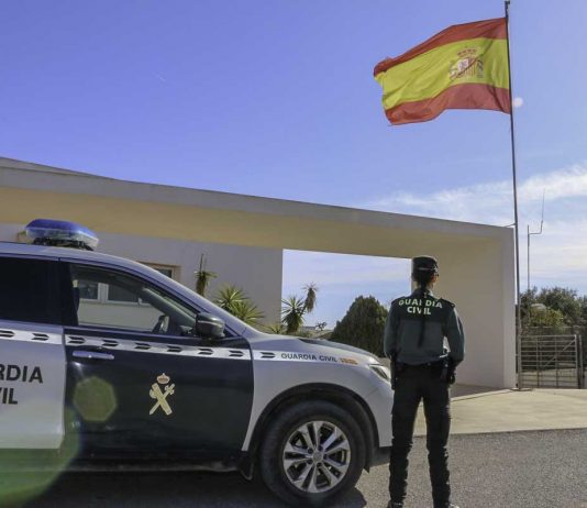 Interceptada una patera con 32 migrantes en la zona de S’Estufador