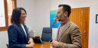 Ana Juan apoya la regulación de cruceros en Ibiza «para aliviar la presión de visitantes de un solo día en Formentera» Ana Juan y Rafa Ruiz