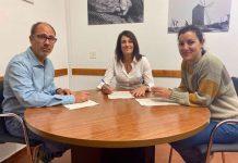 El Consell y la SD Formentera firman el convenio para la coordinación y gestión de la Escuela de Fútbol Base