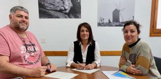 Consell y Club Basket Formentera renuevan el convenio de colaboración para el desarrollo y coordinación de las categorías inferiores del club Firma convenio Club Basquet Formentera