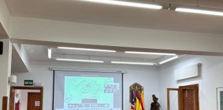 Se inicia el primer curso de Guía Turístico que se realiza en Formentera Asistentes al curso de Guía Turístico de Formentera