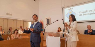 Llorenç Córdoba asume la presidencia del Consell de Formentera