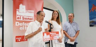Juanjo Ferrer y Neus Massanet se comprometen a reclamar en el Senado políticas de vivienda para Formentera Isidor Torres en el acto celebrado en Formentera con los candidatos al Senado