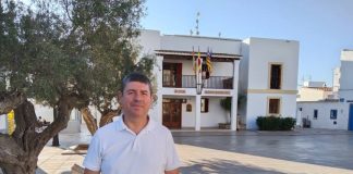 La agilización de expedientes urbanísticos y las mejoras en núcleos urbanos entre las acciones inmediatas de las áreas de Territorio e Infraestructuras Javi Serra