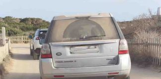 La Policia Local de Formentera immobilitza un taxi pirata que exercia entre ses Illetes i el port de la Savina