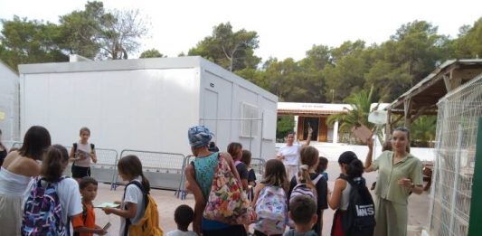 Formentera comenzará el curso escolar 2026-2027 con todas las plazas docentes cubiertas Primer día de clase en el CEIP Pilar de la Mola