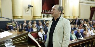 Juanjo Ferrer presentarà en el Senat una iniciativa en defensa de la cultura i la llengua d’Eivissa i Formentera Toma de posesión del senador por las Pitiusas, Juanjo Ferrer