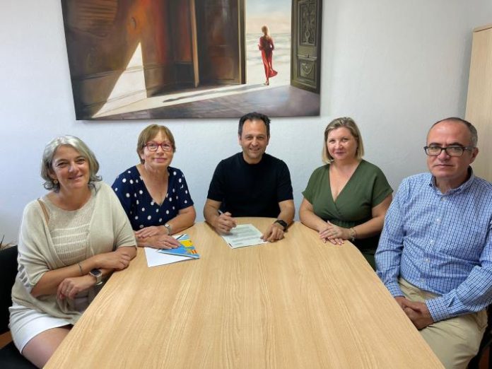 Firma del convenio anual con Formenterers Solidaris