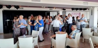 El club de mayores de Sant Ferran celebra su día Los mayores de Sant Ferran celebraron su día a puro baile