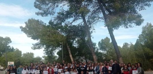Tres centros educativos de Formentera distinguidos con el reconocimiento de Centros Ambientales Los premiados en la sede de la Universitat de les Illes Balears en Ibiza