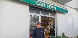 Can Forn, comercio de proximidad con más de sesenta años de gestión familiar