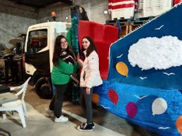 La tierra, el aire y el fuego representados en cada una de las carrozas de los Reyes Magos Associació Reis Mags