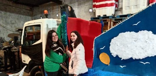 La tierra, el aire y el fuego representados en cada una de las carrozas de los Reyes Magos Associació Reis Mags