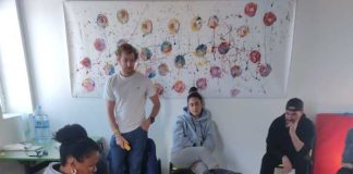 El servicio de socorrismo de Formentera imparte un curso para aprender a utilizar el desfibrilador Curso desfibrilador