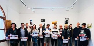 Entrega de premios y exposición del XXI Concurso de Fotografía Beni Trutmann Foto de familia con los ganadores del Concurso de Fotografía Beni Trutmann 2024