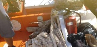 El servicio de limpieza del litoral recoge 241,40 kilos de residuos en Formentera durante el mes de julio