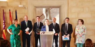 Los representantes de Baleares piden la actuación urgente del Gobierno de España ante la crisis migratoria y alertan que las islas están al límite Reunión de presidentes / crisis pateras