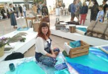 LA PLURAL, arte y creatividad de Formentera Mar Ample mostrando su trabajo en LA PLURAL