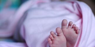 La deducción por nacimiento podrá solicitarse de antemano a partir del 1 de noviembre Bebé recién nacido