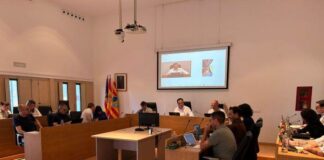 Sa Unió, Gent per Formentera y PSOE propondrán al pleno el inicio de acciones jurídicas contra Llorenç Córdoba Pleno extraordinario noviembre 2024