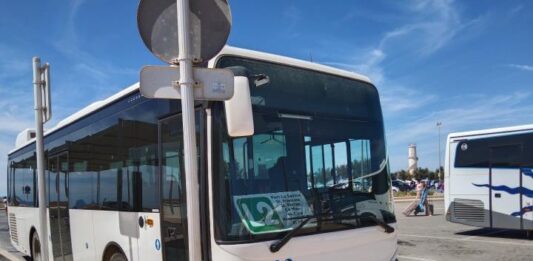 El senador Juanjo Ferrer pide que se mantenga la gratuidad del transporte público en 2026