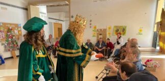 Los Reyes Magos visitan la Residencia de Mayores y el Centro de Día de Formentera Los Reyes Magos han visitado el Centro de Día y la Residencia de Mayores de Formentera