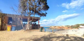 Llorenç Córdoba pide acción real y transparencia en los expedientes de los quioscos de Formentera kiosko de playa