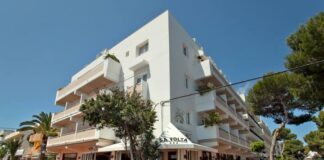Francisco Ferrer de Hostal Sa Volta, mención honorífica en la XIII edición de los premios Posidonia Hostal Sa Volta en es Pujols
