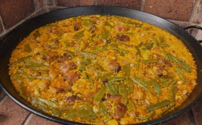 Paella valenciana