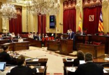 El Parlament convalida el Decreto ley que prohíbe nuevas plazas turísticas en pisos en las Islas Baleares
