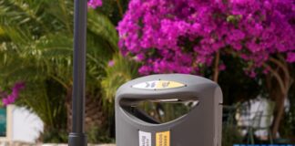 Iniciada la renovación progresiva de papeleras y contenedores en los núcleos de Sant Francesc y es Caló Nuevas papeleras instaladas en Sant Francesc y es Caló