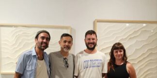 Cerámica, papel, pintura y caligrafía japonesa confluyen en la muestra “Danzantes”