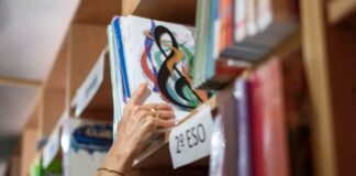 El Govern recuerda conservar las facturas de los libros de texto escolares para beneficiarse de la deducción fiscal