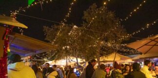 El Mercat de Nadal de Formentera ofrece una tentadora oferta gastronómica y un amplio programa de actuaciones musicales Mercat de Nadal 2025