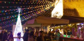 Alegría, luces y música para recibir la Navidad en Formentera