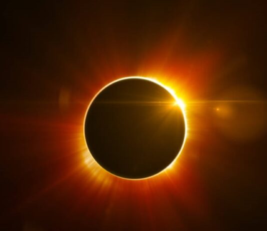 El Consell informa de los medios para acreditar el acceso a las zonas restringidas durante el eclipse solar del 12 de agosto Eclipse total de sol