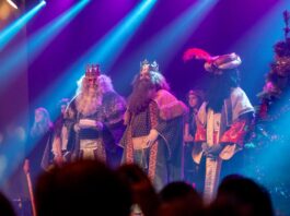 La magia de los Reyes Magos ha superado la lluvia y el viento en su visita a Formentera