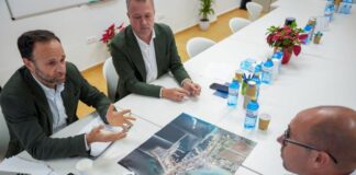 Portas se reúne con el nuevo delegado de los puertos de Eivissa y la Savina para abordar mejoras en el puerto de Formentera