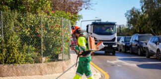 El Consell de Formentera pone en marcha un plan de choque de limpieza en los núcleos urbanos de la isla