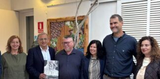 Presentación de la novela gráfica “I un dia: Formentera, 1940” en el Centro “Gabrielet” de Sant Francesc