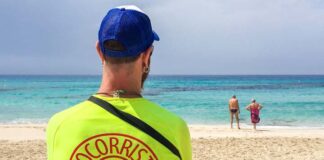 Fallece un turista de 65 años entre la zona norte de Levante y es Pas de s’Espalmador. Servicio de Socorristas en Formentera