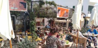 El paro baja en Baleares un 7,8% en abril respecto a hace un año con especial intensidad en Formentera
