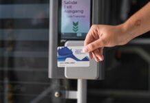 Los autobuses de Formentera operan ya con el nuevo sistema de validación de tarjetas, compatible con el pago habitual TARJETA BUS