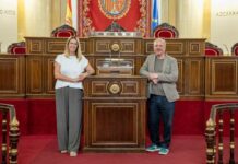Neus Massanet, nova senadora d’Eivissa i Formentera després d’acatar la Constitució