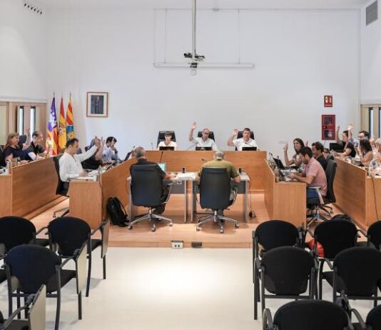 Córdoba destaca que la oposición ya marca las mayorías del Pleno y exige a Sa Unió que cumpla los acuerdos aprobados